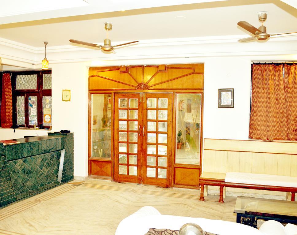 Hotel Sheela, 100M From Taj Mahal Agra  Eksteriør billede