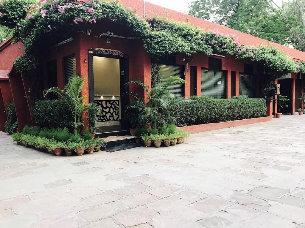 Hotel Sheela, 100M From Taj Mahal Agra  Eksteriør billede